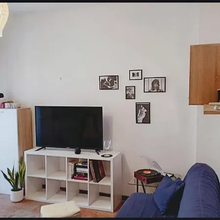 Apartment Music - *
